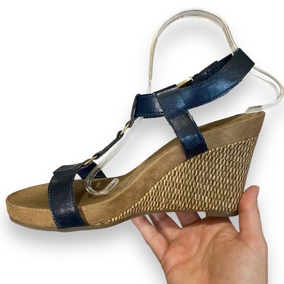A2 Aerosoles | Navy T Strap Wedge Buckle Sandals | Size 9 - Picture 6 of 11